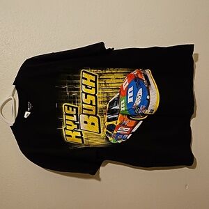 2011 Kyle Bush #18 t shirt Nascar m&m sz.XL